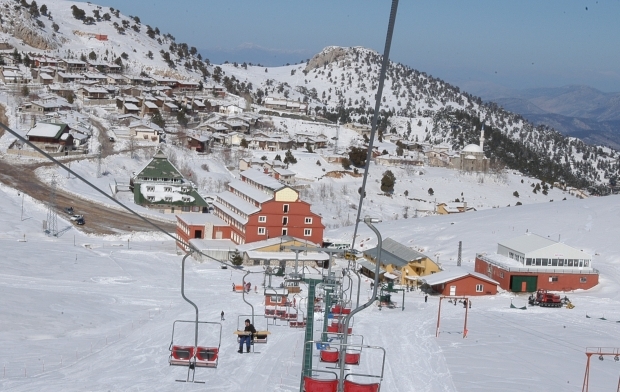 ¿Cómo llegar al centro de esquí Antalya Saklıkent?