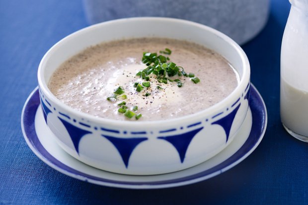 Deliciosa receta de sopa de champiñones picaditos