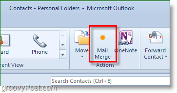 Captura de pantalla de Outlook 2010: haga clic en Combinar correspondencia