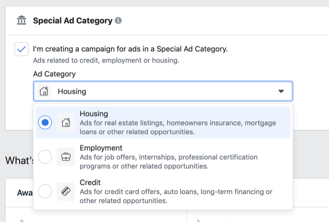 Opciones de categoría de anuncios especiales de Facebook en el menú desplegable Categoría de anuncios