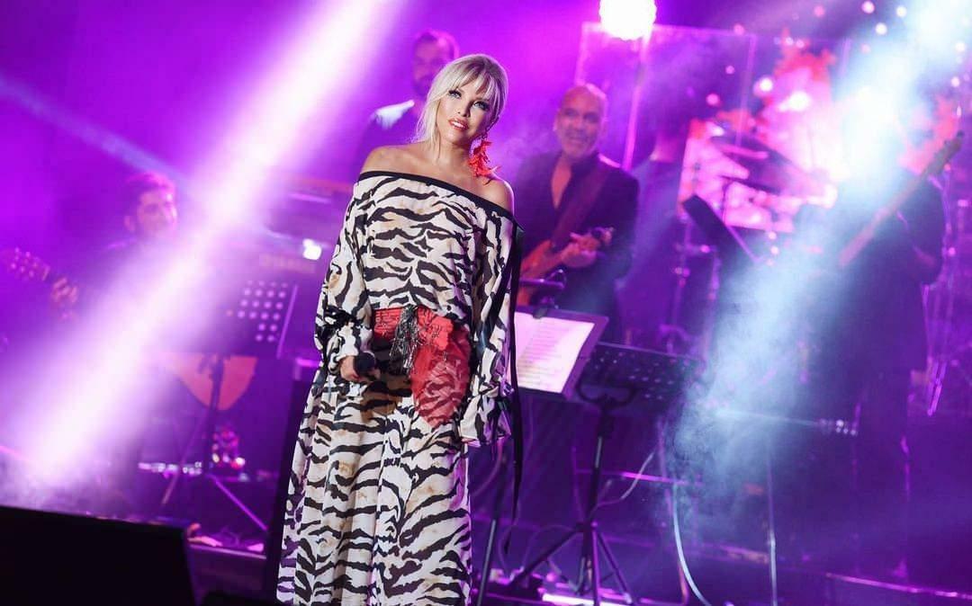 Del concierto de Ajda Pekkan en Antalya