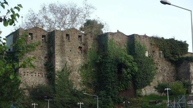 ¡Evento sorprendente en Balıkesir! Heredó un castillo de su abuelo, que era gobernador en Trabzon.