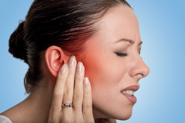 síntomas del juego del cristal del oído