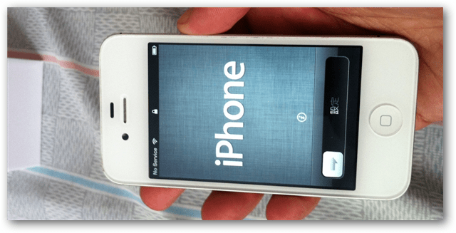 Obtenga el iPhone 4S a bajo precio