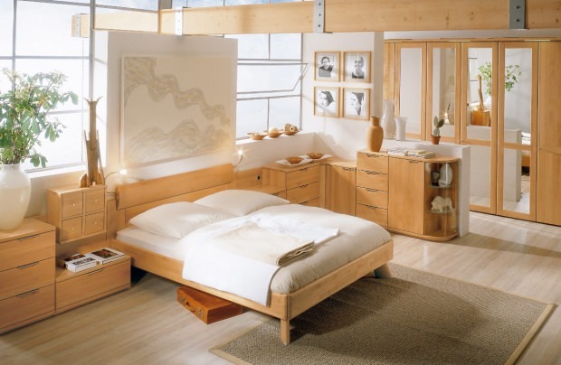 decoración de cama de madera natural