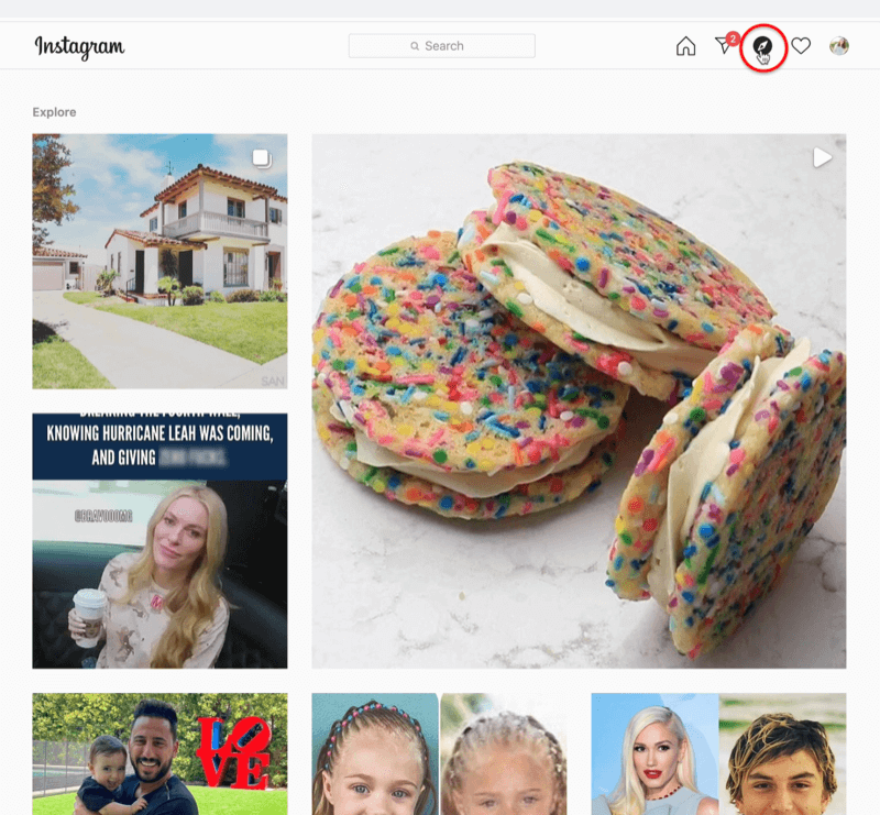 captura de pantalla de instagram con el ícono de feed de exploración de la brújula resaltado y varias publicaciones de instagram muestreadas