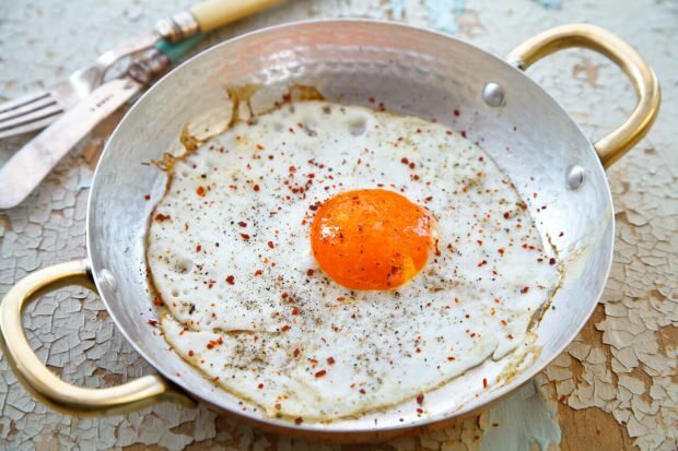 Huevo en una sartén