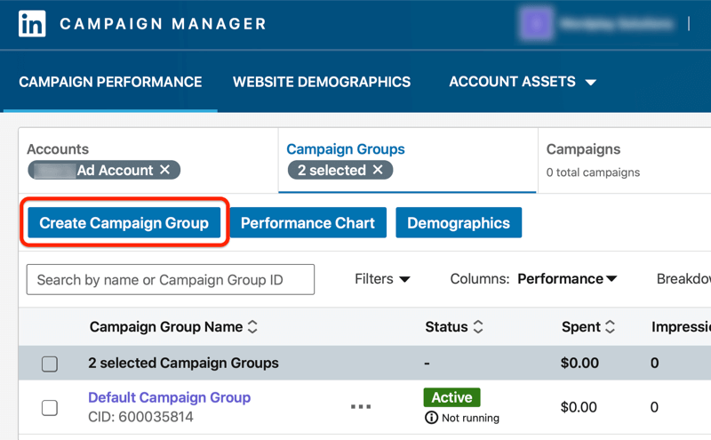 Panel de control de administrador de campaña de linkedin con el botón crear grupo de campaña resaltado