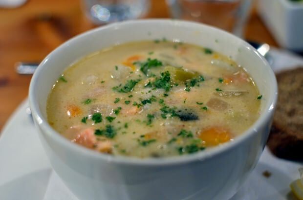 ¿Cómo hacer una deliciosa sopa de pescado?