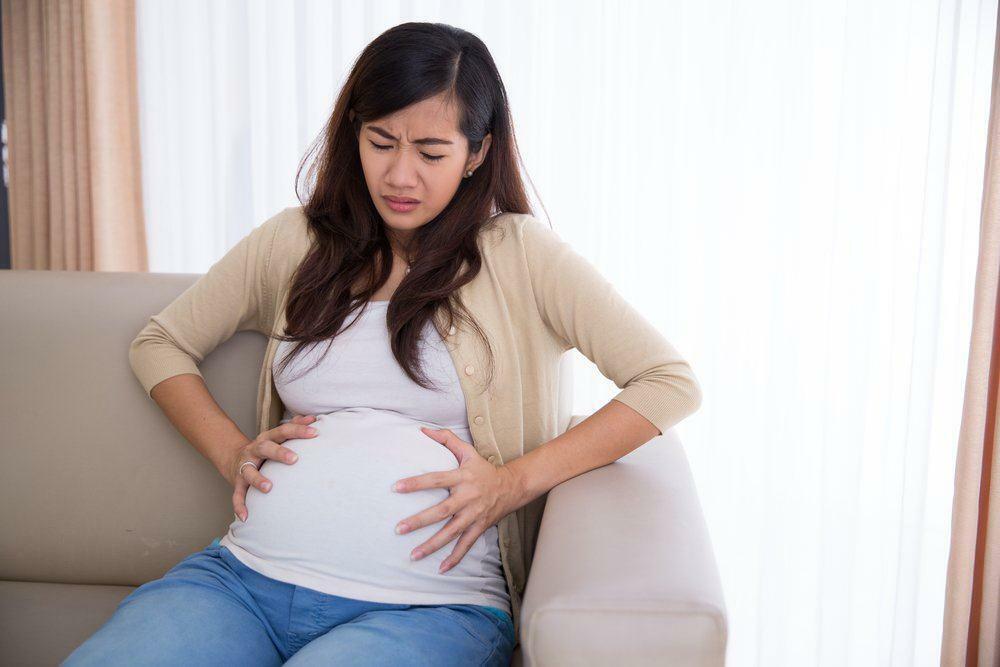Dolor por gases durante el embarazo.
