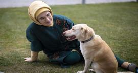 Publicación del 4 de octubre sobre el Día de la Protección Animal de la Primera Dama Erdoğan