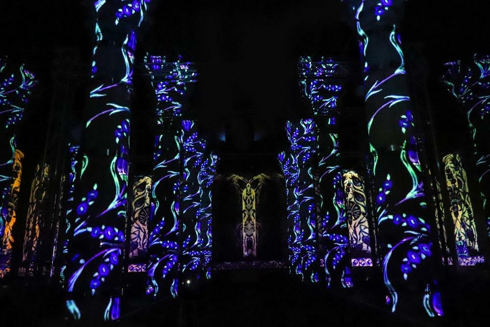 Espectáculo de luces en la cisterna de Şerefiye