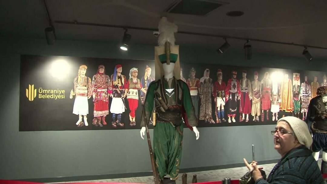 ¡Inaugurada la exposición de trajes folclóricos otomanos!