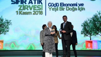 Primera dama Erdogan: camión de basura no entra en Kulliye