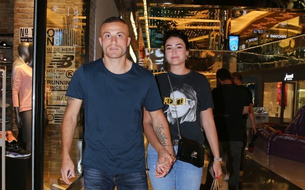 ¡Gökhan Töre y Esra Bilgiç aparecieron por razones de divorcio!