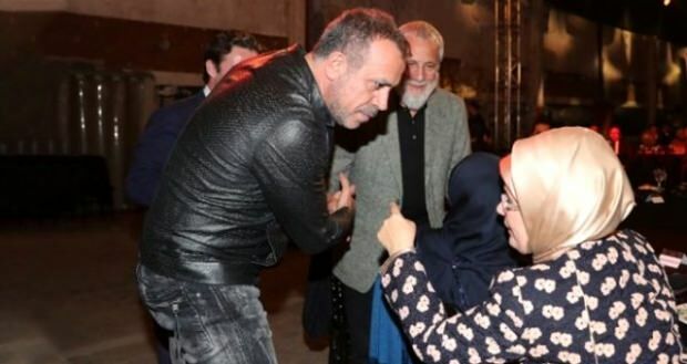 ¡Yusuf intentó chatear con el Islam! La primera dama Emine Erdogan vino a su rescate ...