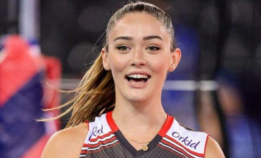 La jugadora nacional de voleibol Zehra Güneş se convirtió en la cara publicitaria de la marca de maquillaje.