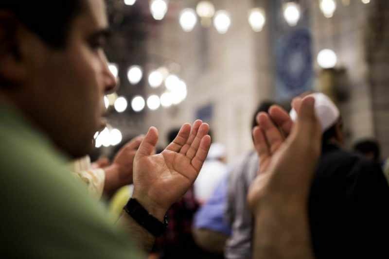 Oración entre azan y kamet! ¿Cuál es la oración de ocasión? Oración para ser leída después de la lectura adhan
