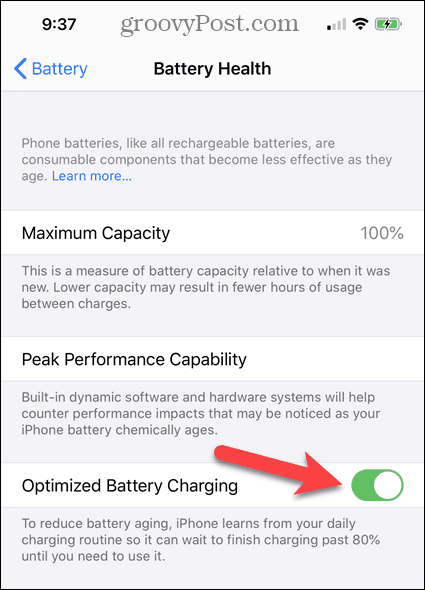 Active o desactive la carga optimizada de la batería en la pantalla de estado de la batería del iPhone