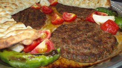 ¿Cómo hacer un kebab de papel en casa? 