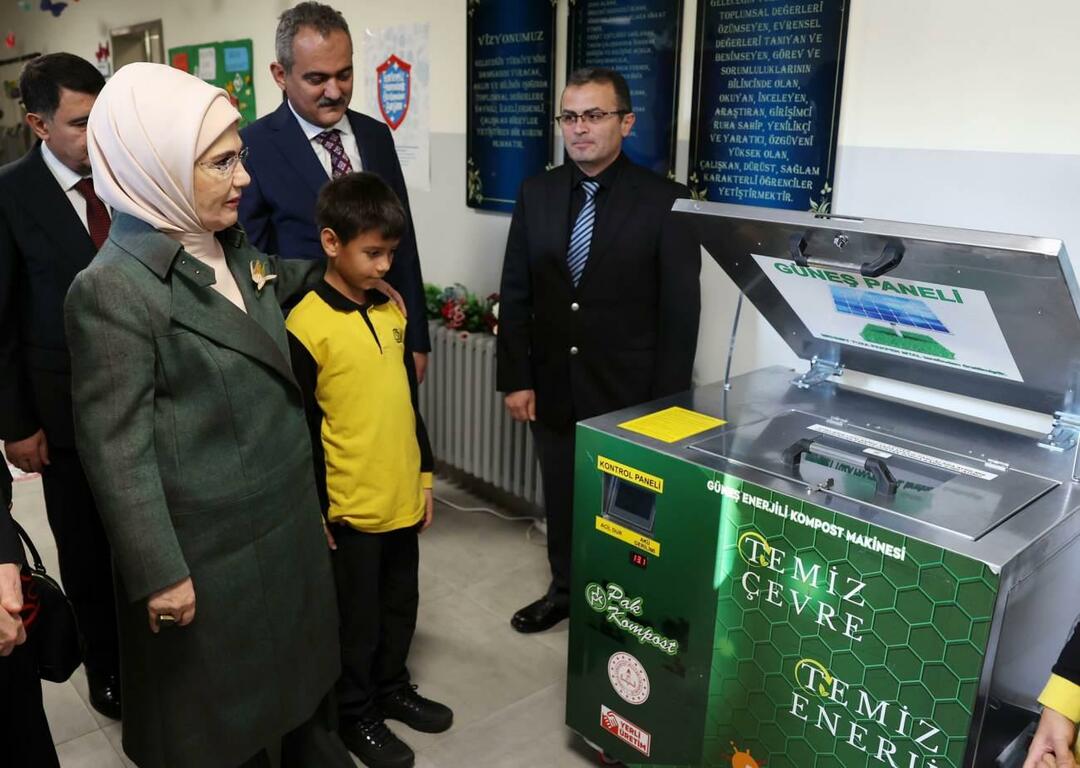 Emine Erdoğan verificó las prácticas de desperdicio cero de la escuela primaria Ostim
