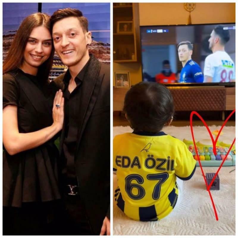 Mesut Özil compartió una pose navideña con su hija, a la que llama "mi princesita".
