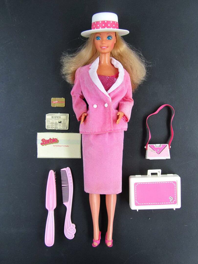Barbie del día a la noche