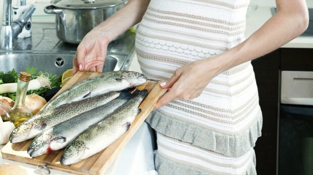 Beneficios de comer pescado durante el embarazo