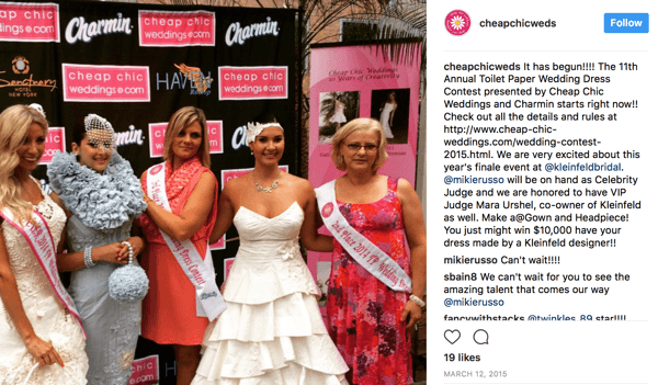 Charmin es uno de los patrocinadores de un concurso social anual donde los clientes hacen vestidos de novia con papel higiénico. En el concurso de 2015, Kleinfeld Bridal también ganó el premio con la recompensa de un vestido hecho a medida para el ganador.