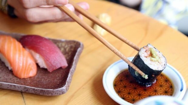 ¿Cómo comer sushi? ¿Cómo hacer sushi en casa? ¿Cuáles son los trucos del sushi?