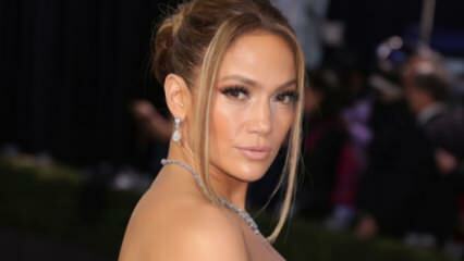 ¡Mevlana compartiendo de la mundialmente famosa cantante Jennifer Lopez!