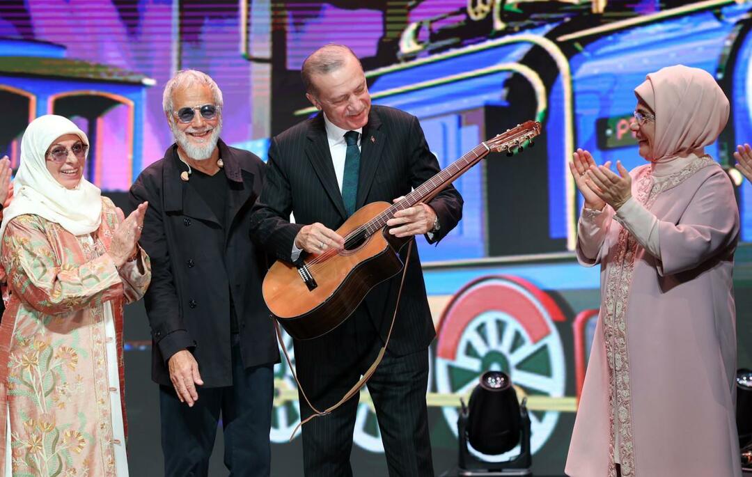 Yusuf Islam regaló su guitarra al presidente Erdogan