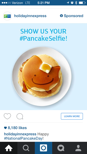 anuncio de instagram holidayinnexpess con texto en la imagen