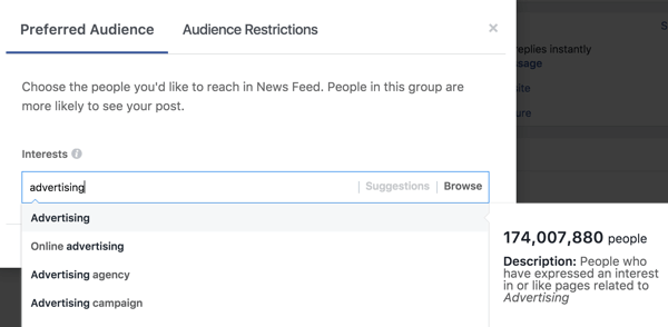 Una vez que escriba un interés, Facebook le sugerirá etiquetas de interés adicionales.