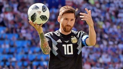 ¡El jugador de fútbol Messi usó el disfraz de 'Resurrección'!