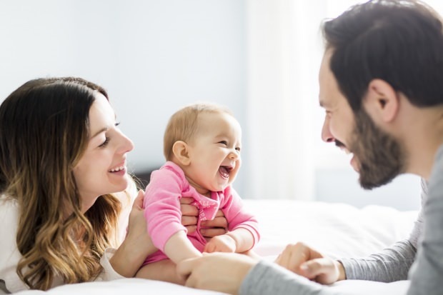 ¿Cuáles son las etapas del habla en los bebés?