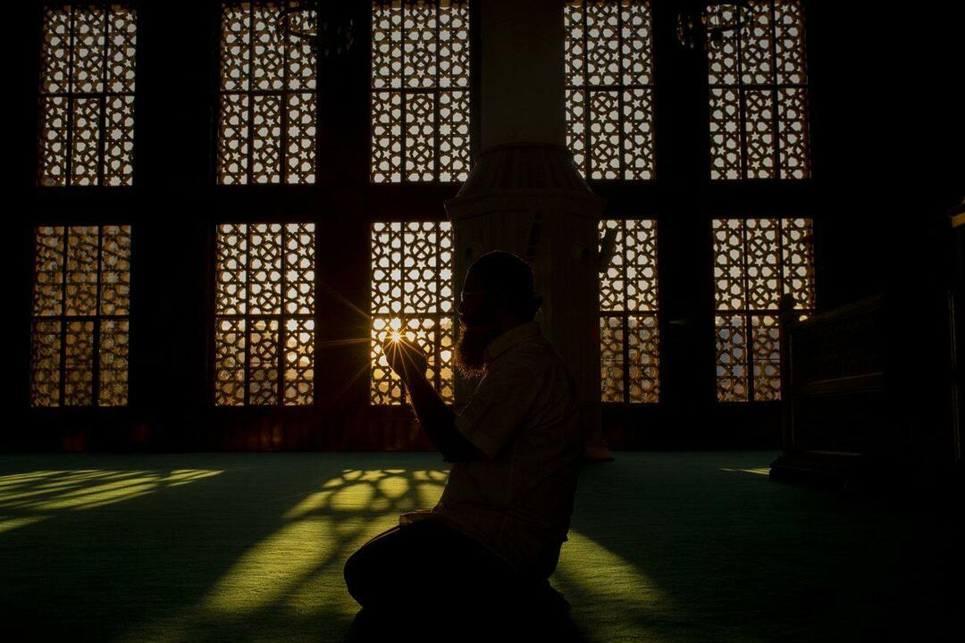 ¿Es posible orar en la oscuridad? ¿Está permitido orar en un ambiente sin luz?
