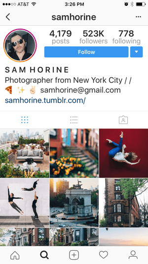 Para contactar a un influencer de Instagram sobre la adquisición de una historia, busque la información de contacto en su perfil de Instagram.