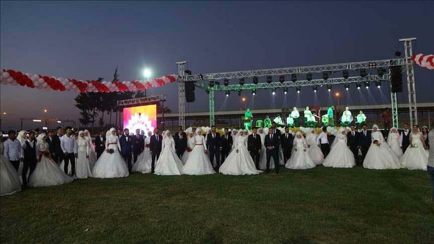 Se realizaron bodas y matrimonios para 100 víctimas del terremoto