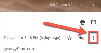 Icono de menú de tres puntos en Gmail