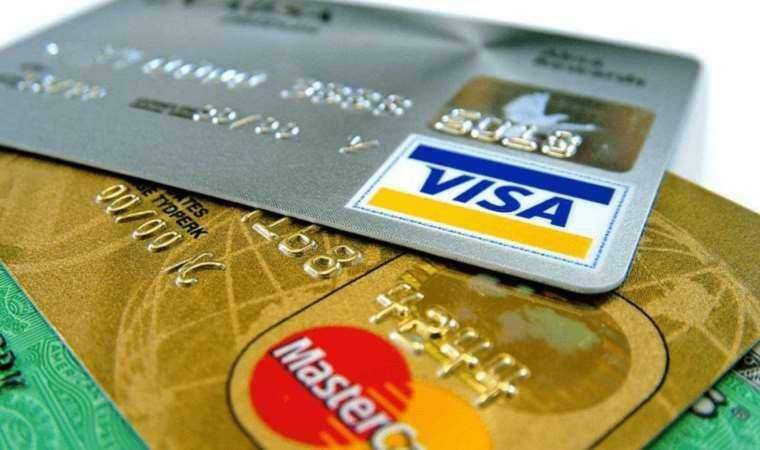 ¿Está permitido comprar oro con tarjeta de crédito?