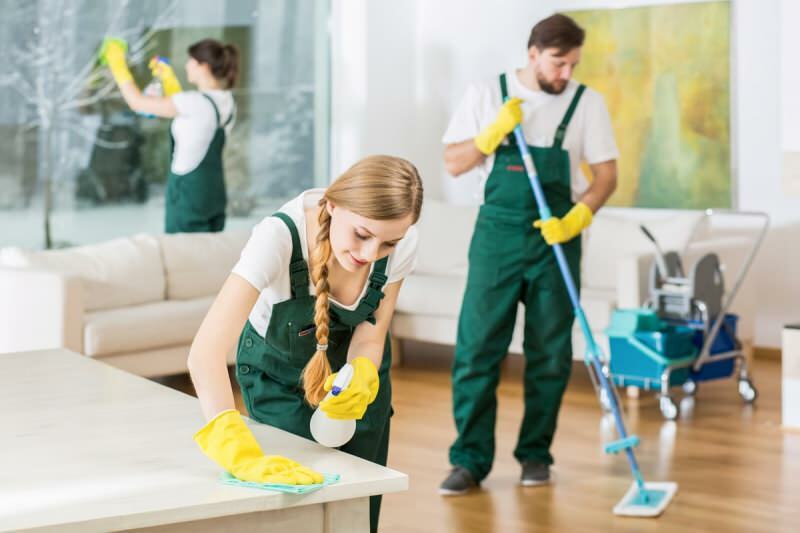 ¿Cómo se realiza la limpieza de oficinas más práctica y cómo se desinfecta?