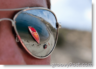 Fotografía - Ejemplo de apertura - Gafas de sol con Skiboat reflejo rojo