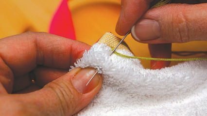 ¿Cómo coser un delantal de toalla?
