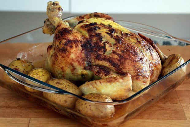 Cómo cocinar pollo entero, ¿cuáles son los trucos? Receta de pollo entero en delicioso horno