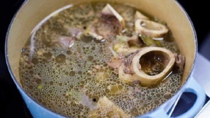 La receta de sopa de caldo de huesos más fácil