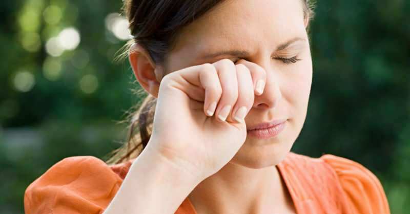 La alergia ocular se puede ver de tres maneras.